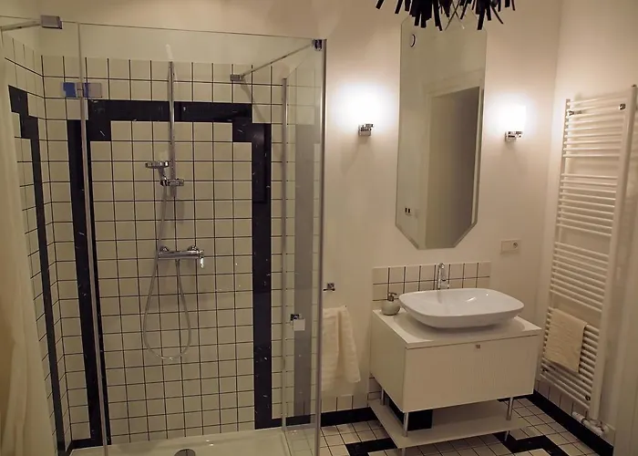 Regis דירה בוצ'ניה